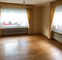 Großzügige 5-Zimmer-Wohnung mit Balkon in Wahlenau - Büchenbeuren