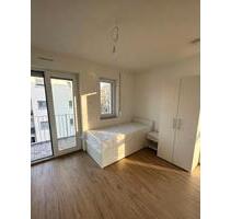 Berlin-Mitte | Neues, möbliertes Studio mit Balkon (ab sofort）