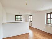 Foto - Erdgeschosswohnung in Riedenburg, hell, modern, 2 ZKB, ab sofort!