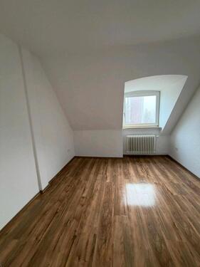 Foto - Dachgeschoßwohnung in Wilhelmshaven zur Miete