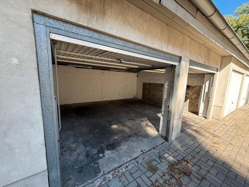 Foto - Doppelgarage auf Hofanlage, 247 Zufahrt