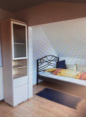 Foto - 1 Zimmer Dachgeschoßwohnung zur Miete in Beeskow