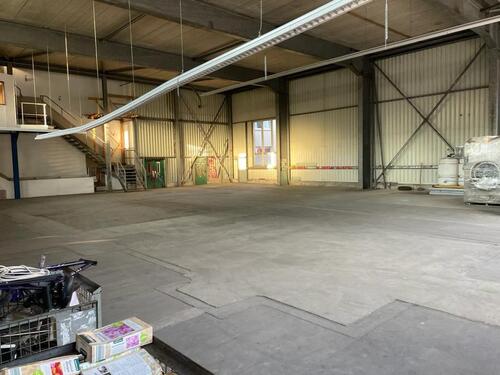Foto - Gewerbehalle Lagerhalle Fabrikhalle Büro Attendorn Helden