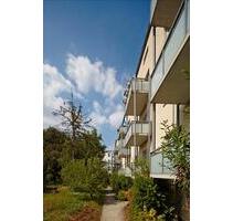 Alles was man braucht: ca 30 m2 Wohnzimmer+ ca 8,5 m2 großem Balkon! - Magdeburg Leipziger Straße