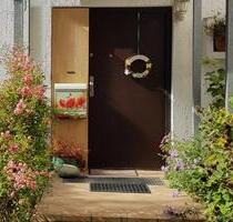 Entzückendes RMH in Neukeferloh 5 Zimmer + Hobbyraum + Garage - Grasbrunn