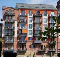 Stilvolle 2-Zimmer-Wohnung mit Echtholzparkett & Balkon - Brandenburg an der Havel Bahnhofsvorstadt