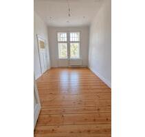 Helles 18-m2 Zimmer mit Balkon in wunderschönem 105-m2 Altbau - Berlin Treptow-Köpenick