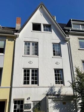 Foto - Großzügige, 2-Zi.-Whng. mit Balkon von privat