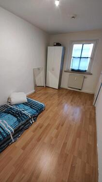 Foto - Schönes helles WG Zimmer zu vermieten ( Bärenkeller )