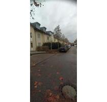 Ruhiges, möbliertes 1-Zi.-DG-Apartment in Karlsruhe-Neureut