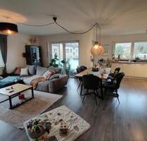 Moderne 4-Zimmer-Wohnung mit Carport in Bielefeld-Schildesche