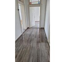 Renovierte 4 Zimmer Wohnung in Zentrum Helmbrechts