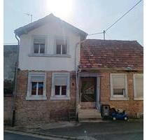 einfamilien Haus zum renowieren - Offenbach-Hundheim