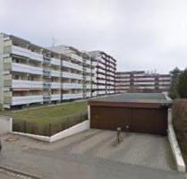 Großzügige Garage für SUV verfügbar 90449 Nürnberg, Nähe REZ