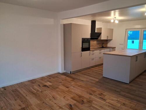 Foto - 5 Zimmer Etagenwohnung zur Miete in Ramstein-Miesenbach