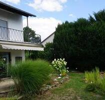 Sehr schönes freistehendes Einfamilienhaus mit Garten - WI-Südost - Wiesbaden