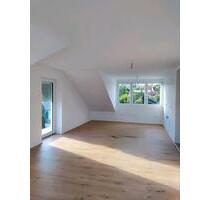 2,5 Zimmer Dachgeschosswohnung - 985,00&nbsp;EUR Kaltmiete, ca.&nbsp; 82,50&nbsp;m&sup2; in Dettelbach (PLZ: 97337)