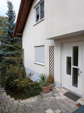 Foto - Doppelhaushälfte 6 Zimmer mit Garten