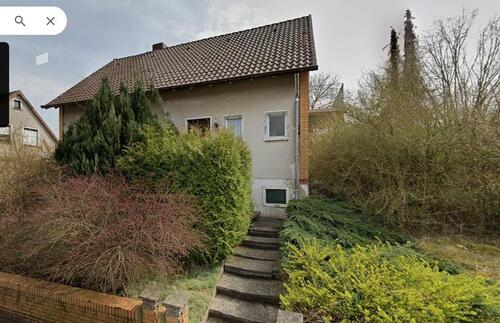 Foto - Renovierungsbedürftiges Einfamilienhaus mit großem Grundstück