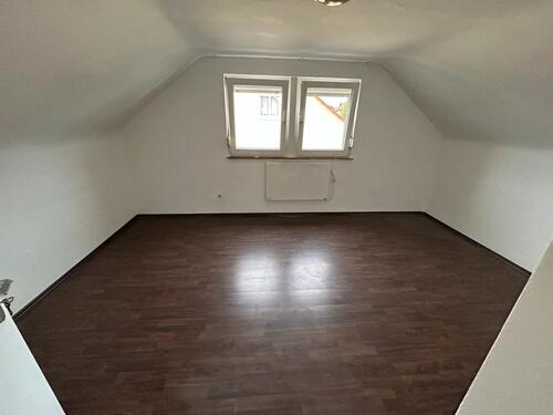 Foto - 1 Zimmer Dachgeschoßwohnung zur Miete in Crailsheim