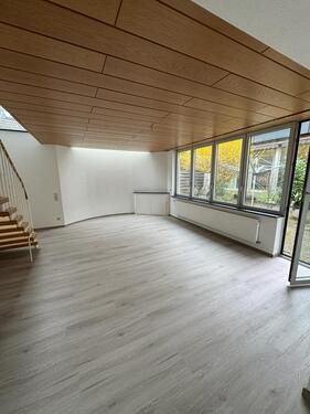 Foto - 6 Zimmer Einfamilienhaus zur Miete in Urbar