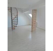 3 ZKB Dachgeschoss Maisonette Wohnung hochwertig ausgestattet - Großrosseln
