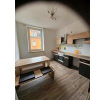 Schöne 2 Zi. Wohnung mit Balkon - Hof Altstadt