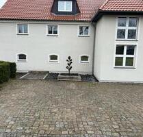 3 - Raumwohnung ab Juni 2026 - 740,00&nbsp;EUR Kaltmiete, ca.&nbsp; 105,80&nbsp;m&sup2; in Pulsnitz (PLZ: 01896)