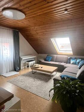 Foto - Dachgeschoss Wohnung - 1.150,00&nbsp;EUR Kaltmiete, ca.&nbsp; 84,00&nbsp;m&sup2;