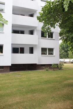 Foto - Helle 3-Zimmer Wohnung mit Loggia in ruhiger Lage