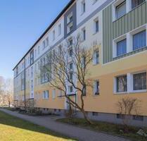 Sonnige 2-Zimmer-Wohnung mit offener Küche + Balkon - Chemnitz Altendorf Sonnige 2-Zimmer-Wohnung mit offener Küche + Balkon - Chemnitz Altendorf