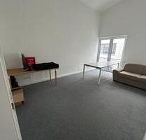 Heller Büroraum in Trittau. Top Ausstattung!