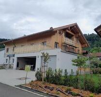 Neuwertige 2,5 Zimmer Wohnung mit großem Balkon - Stiefenhofen