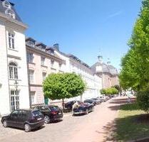 Carlstadt Exklusive 105m² Wohnung im Haus v. 1710 – Orangeriestr. - Düsseldorf