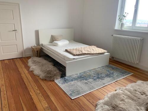 Foto - Möbliertes WG Zimmer in gepflegter Altbauvilla