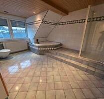 Mietwohnung 130qm im Bochum - 1.085,00&nbsp;EUR Kaltmiete, ca.&nbsp; 130,00&nbsp;m&sup2; in Bochum (PLZ: 44787)