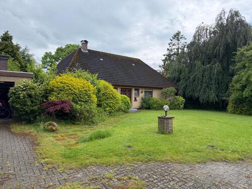 Foto - Winkelbungalow in ruhiger Sackgasse am Horumer Tief