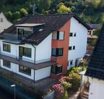Frisch renovierte 4-Zimmer-Whg. mit Garten, Terrasse & Balkon - Plettenberg