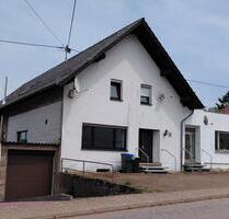 Großes Haus mit Einliegerwohnung - als Kapitalanlage geeignet - Lebach