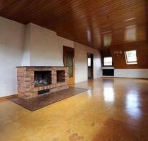 Großzügige 5-Zimmer-Wohnung mit Terrasse u Möglichen Pferdestall - Rudersberg