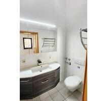 sonnige gemütliche 4,5 R- Dachgeschosswohnung mit Einbauküche - Reichenbach im Vogtland