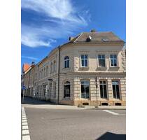 Gewerbeeinheit in Bitterfeld | 96 m² | Innenstadtlage | große Schaufensterfront - Bitterfeld-Wolfen