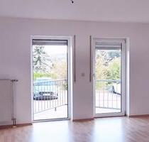 Helle renovierte 2 Zimmer-Küche-Wannenbad-Wohnung im Erdgeschoss - Otterberg