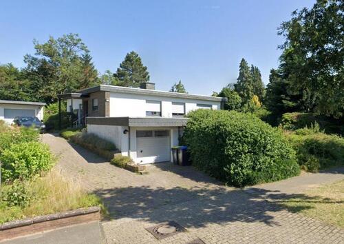 Foto - Freistehender Bungalow mit großem Grundstück, provisionsfrei