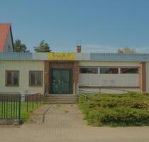 Haus zum Wohnen oder Gewerbe mit großem Grundstück im Zentrum - Seelow