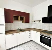 *** Stadtjuwel Zwickau – Stilvolle 2-Raum-Oase mit gepflegter Einbauküche ***