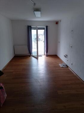 Foto - 3 ZKB m. Balkon, saniert, WEN Süd, nähe Edeka, Garage möglich