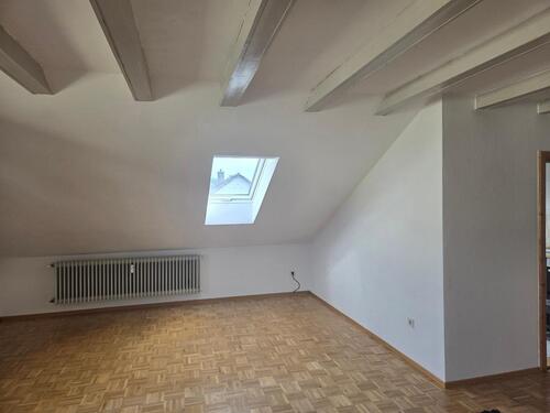 Foto - Dachgeschoßwohnung in Landshut zum Kaufen