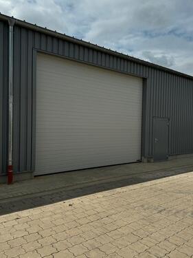 Foto - Lagerhalle im Gewerbegebiet Sottrum