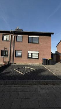 Foto - Haus zur Miete in Hückelhoven - 1.200,00 EUR Kaltmiete,